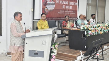 A two-day National Seminar on “Indian Knowledge System: The Weaving Tradition of Odisha” commenced on September 29, 2026, at Gangadhar Meher University (GMU), Sambalpur. Organised by the IKS Centre and School of Commerce, GMU, 